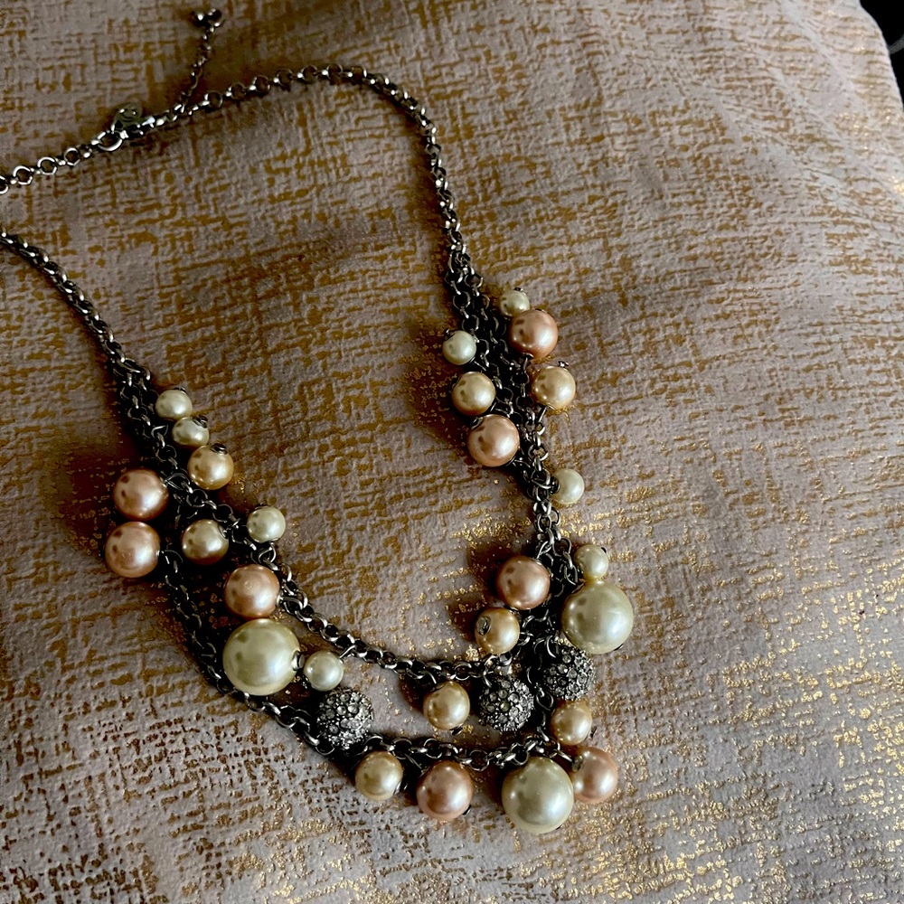 Pearl and silver dropped neckline necklace